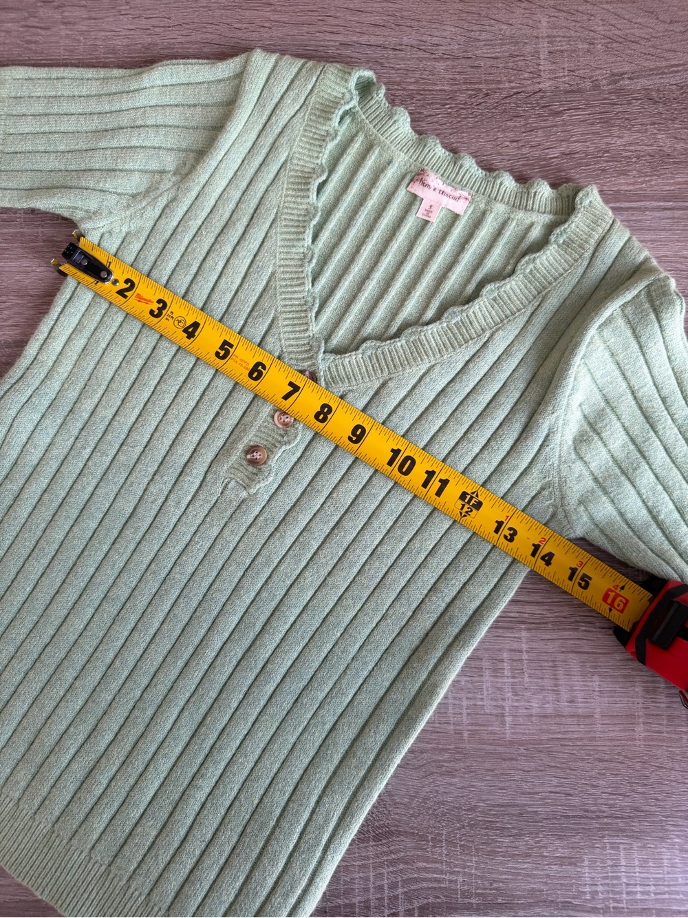 Hem & Thread Light Green Ribbed V-Neck Buttoned Knit Top - Picture 5 of 10